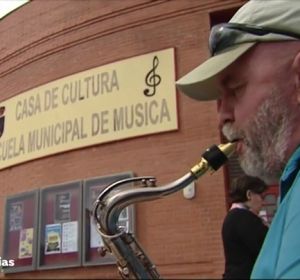 Una escuela de música en Torremolinos lleva 11 días sin luz porque el Ayuntamiento no paga las facturas Una escuela de música en Torremolinos lleva 11 días sin luz porque el Ayuntamiento no paga las facturas
