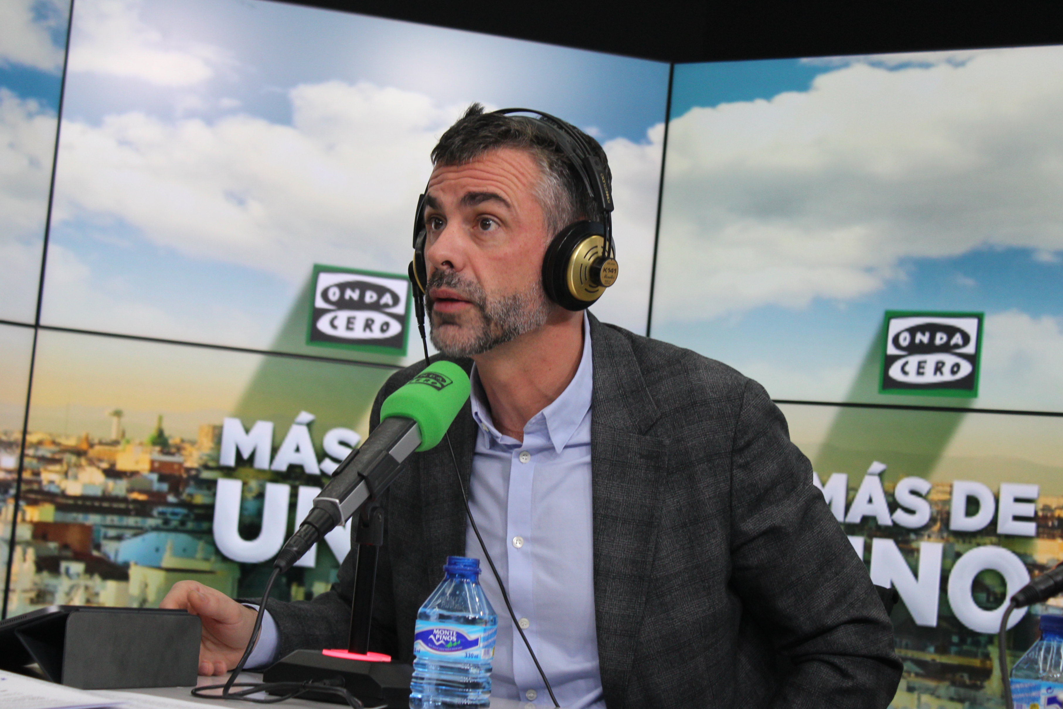 Santi Vila: "Es compatible sentirte catalanísimo y españolísimo" Santi Vila: "Es compatible sentirte catalanísimo y españolísimo"