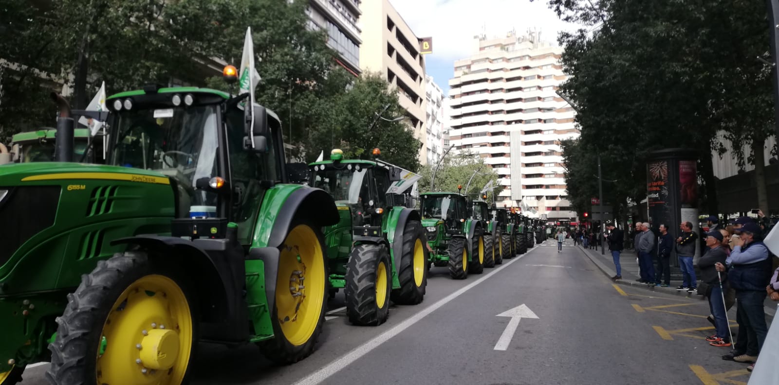 Tractorada reivindicativa hasta Madrid de los agricultores extremeños Tractorada reivindicativa hasta Madrid de los agricultores extremeños