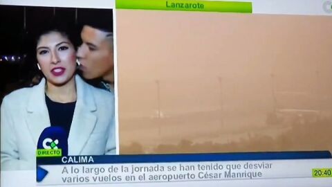 Imagen de la periodista que sufri&oacute; acoso machista en pleno directo en Canarias