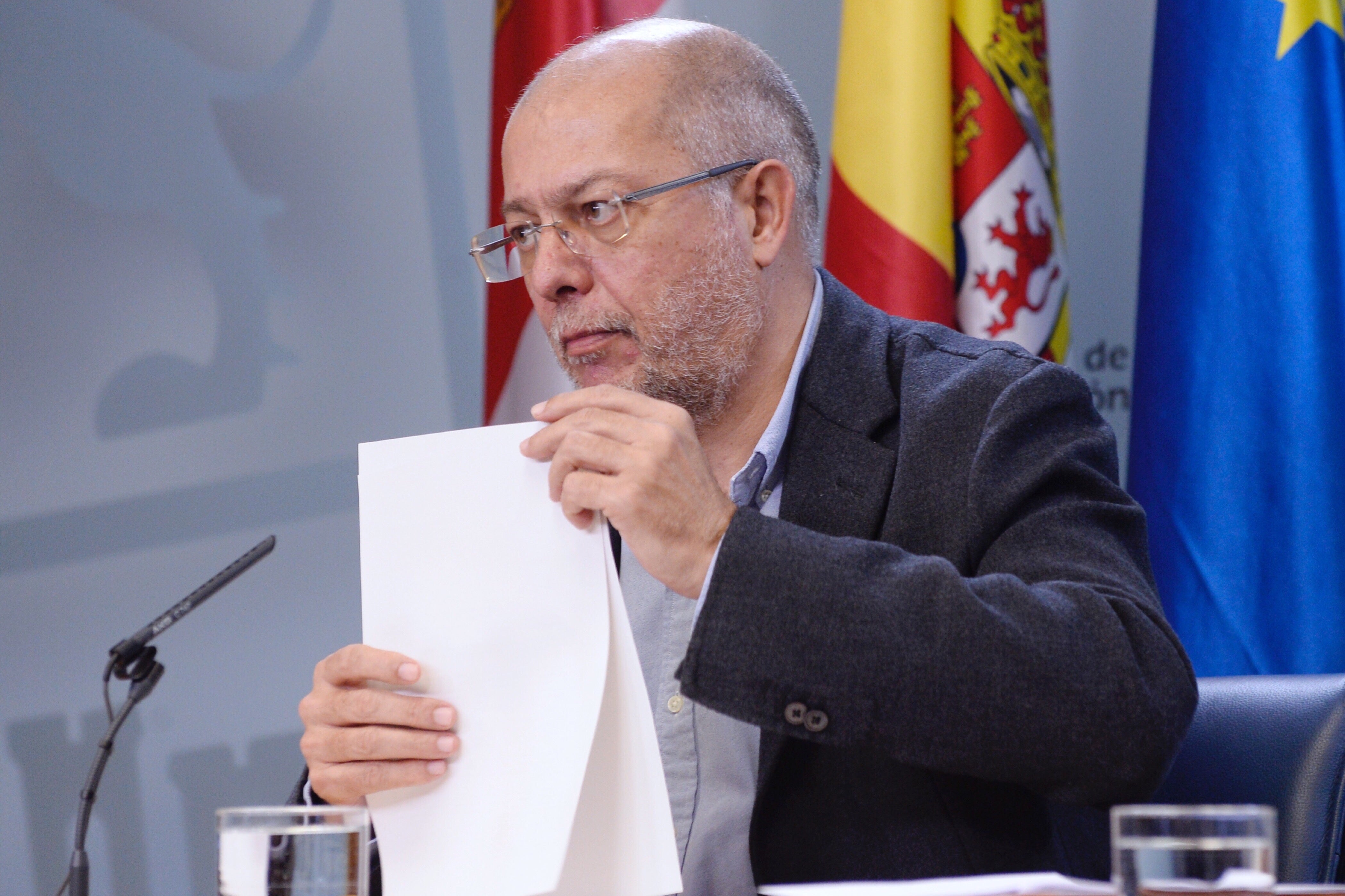 Francisco Igea: "Si por mí fuera, el toque de queda entraría en vigor hoy mismo" Francisco Igea: "Si por mí fuera, el toque de queda entraría en vigor hoy mismo"