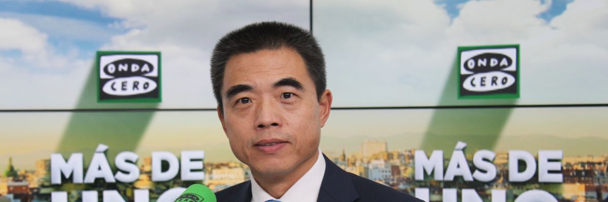 Yao Fei, ministro consejero de la Embajada china en Madrid: "Algunos gobiernos han actuado de forma muy excesiva ante el coronavirus" Yao Fei, ministro consejero de la Embajada china en Madrid: "Algunos gobiernos han actuado de forma muy excesiva ante el coronavirus"