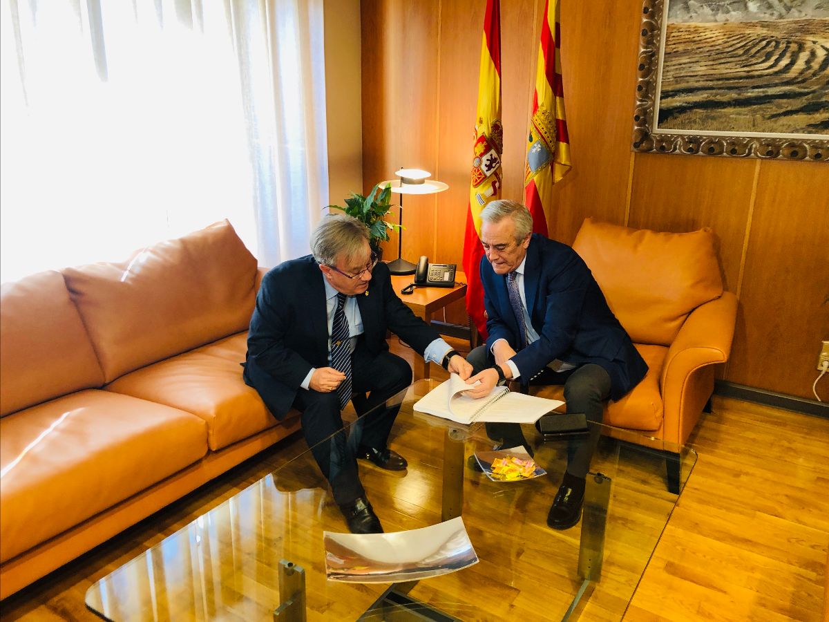 El Justicia pone el acento en los bancos y las residencias El Justicia pone el acento en los bancos y las residencias