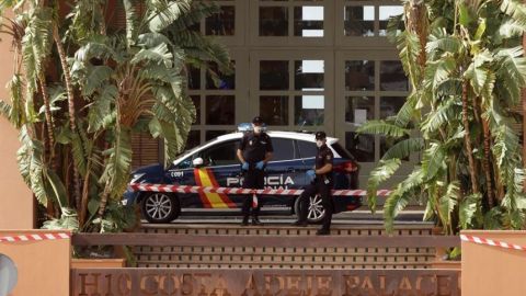 A3 Noticias 1 (25-02-20) En 'cuarentena' mil turistas en un hotel de Tenerife por el italiano alojado que ha dado positivo en coronavirus