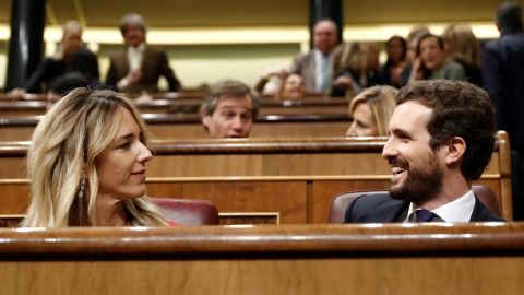 Pablo Casado y Cayetana &Aacute;lvarez de Toledo en el Congreso