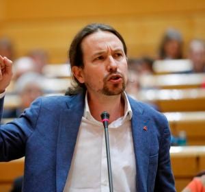 Pablo Iglesias, durante una sesión de control al gobierno en el Senado Pablo Iglesias, durante una sesión de control al gobierno en el Senado