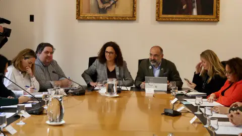 Catalina Cladera, junto a Andreu Serra, en una reunión del consejo asesor de la Fundación Turisme Mallorca Catalina Cladera, junto a Andreu Serra, en una reunión del consejo asesor de la Fundación Turisme Mallorca