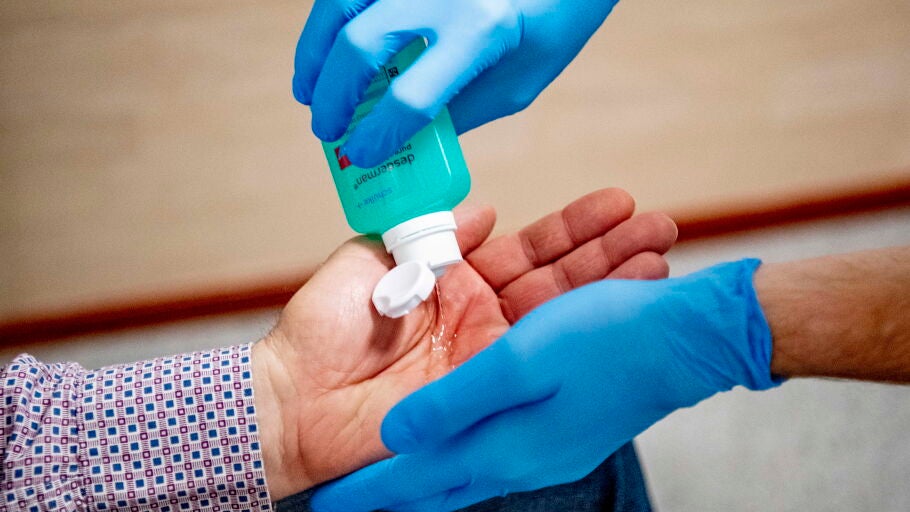 Desinfectante como prevenci&oacute;n contra el coronavirus