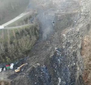 Esperan que el operativo de búsqueda de los trabajadores en Zaldibar pueda avanzar al no preverse lluvias Esperan que el operativo de búsqueda de los trabajadores en Zaldibar pueda avanzar al no preverse lluvias