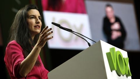 Roc&iacute;o Monasterio e un acto de Vox en Madrid