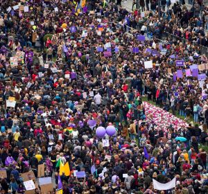 Continúa la investigación judicial por la manifestación del 8M y el coronavirus Continúa la investigación judicial por la manifestación del 8M y el coronavirus