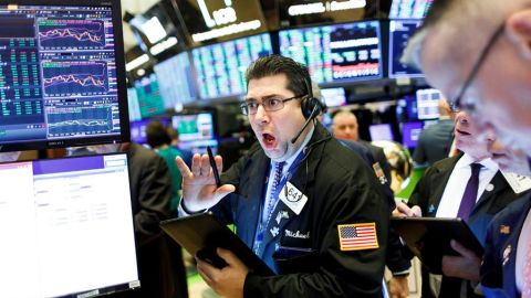 Ca&iacute;das en Wall Street