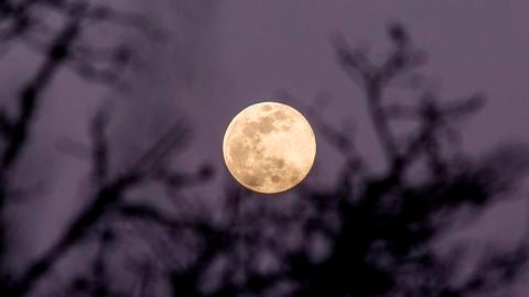 Vista de una superluna (Archivo)