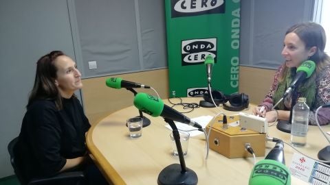 Primera mujer mujer paracaidista en obtener la permanencia dorada de veinte a&ntilde;os en las fuerzas paracaidistas