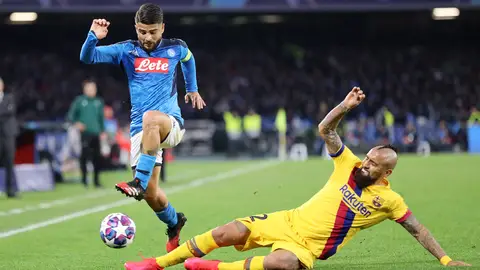 Partido de ida del Nápoles-Barcelona Partido de ida del Nápoles-Barcelona