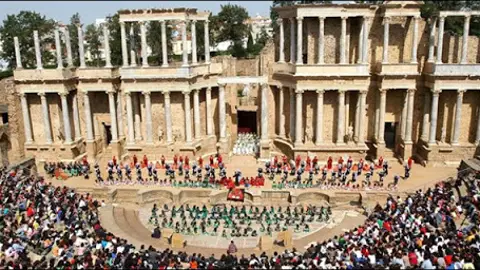 teatro grecolatino merida teatro grecolatino merida
