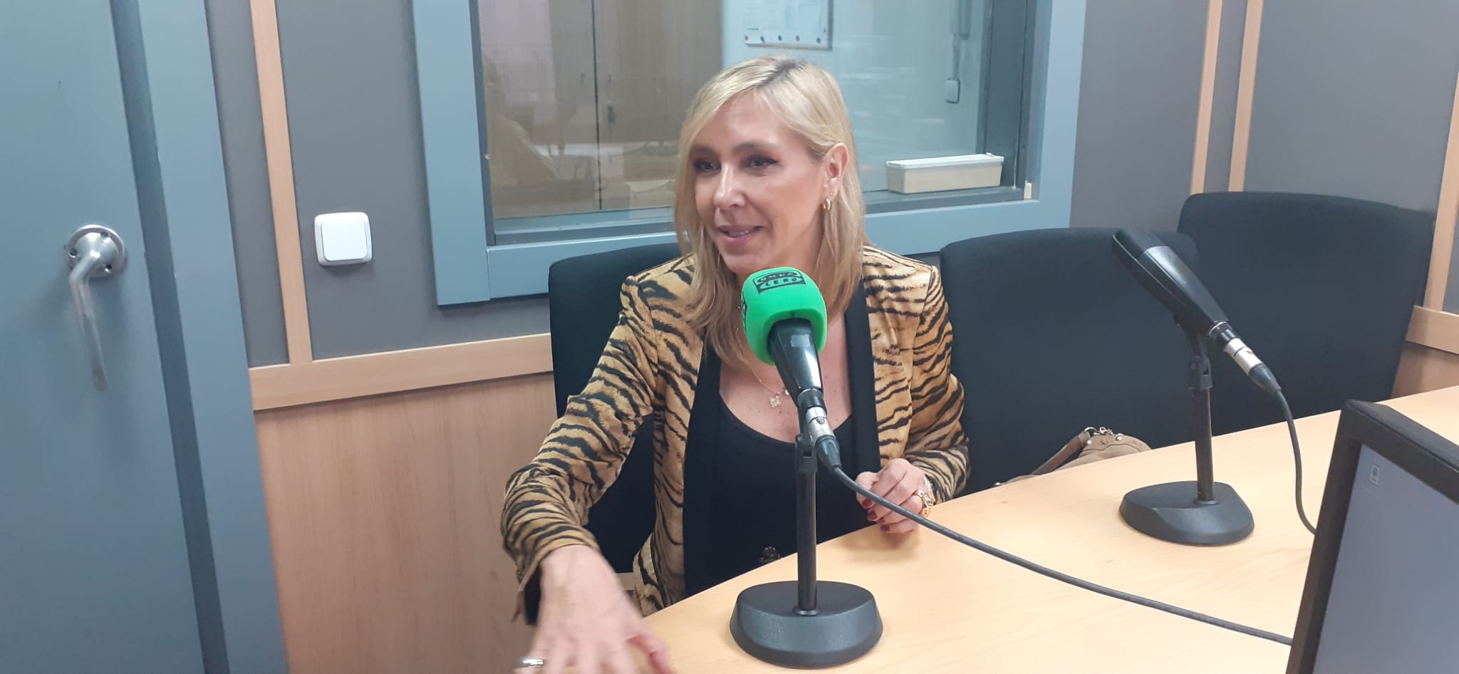 Marta Robles: "Los puteros son muy malas personas" Marta Robles: "Los puteros son muy malas personas"