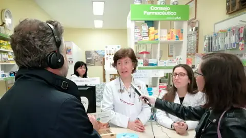 Farmacéuticas charlan con Carlos Alsina Farmacéuticas charlan con Carlos Alsina