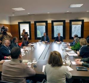 Reunión del Presidente del Principado y el Consejero de Sanidad con la FACC Reunión del Presidente del Principado y el Consejero de Sanidad con la FACC