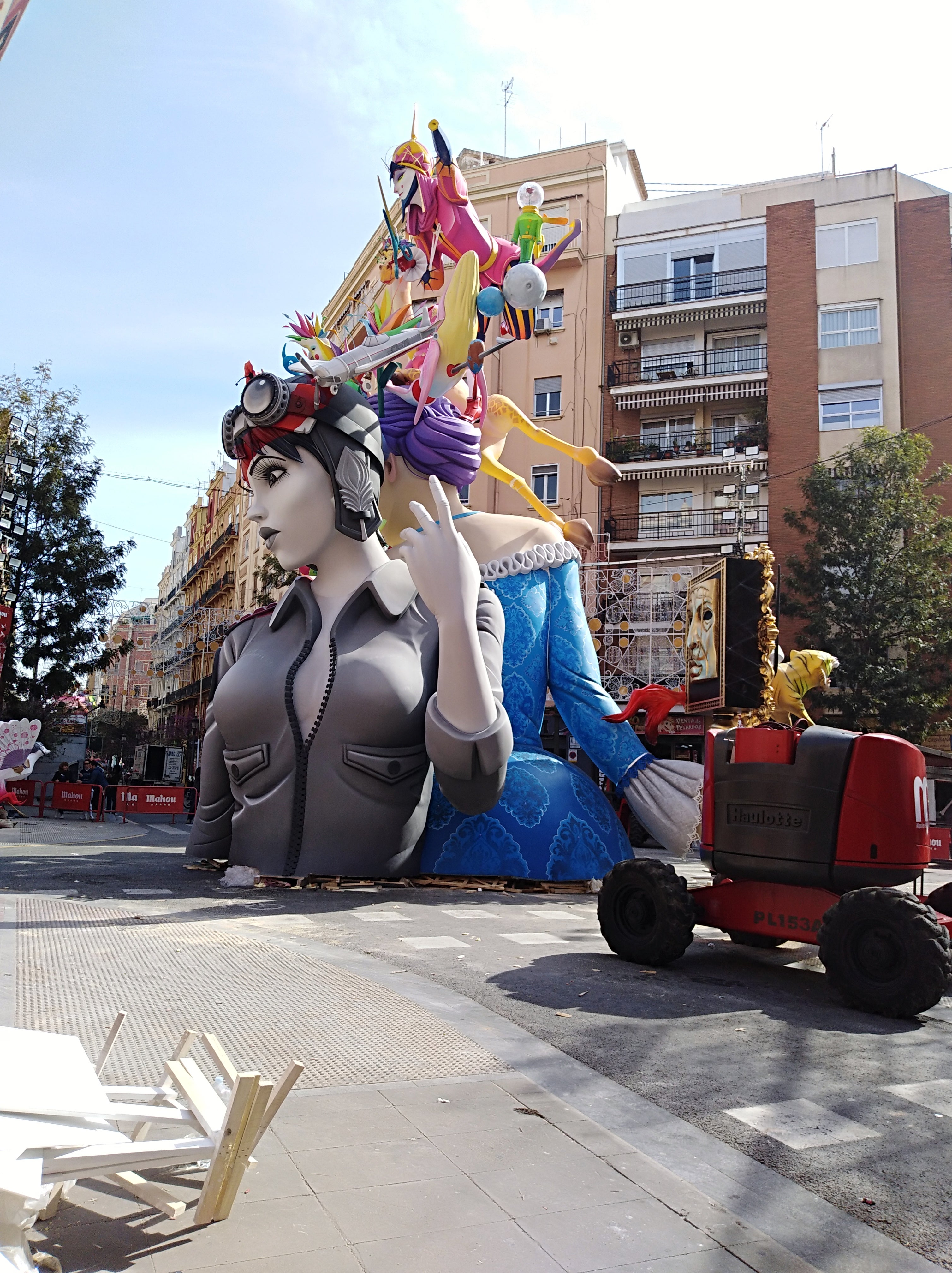 La suspensión de las Fallas supondrá un importante coste económico sobre diferentes colectivos La suspensión de las Fallas supondrá un importante coste económico sobre diferentes colectivos