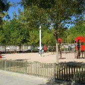 El Ayuntamiento precintará los juegos infantiles