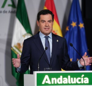 Juan Manuel Moreno anuncia la suspensión de las clases Juan Manuel Moreno anuncia la suspensión de las clases