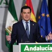 Coronavirus Andalucía: Juan Manuel Moreno anuncia la suspensión de las clases Coronavirus Andalucía: Juan Manuel Moreno anuncia la suspensión de las clases