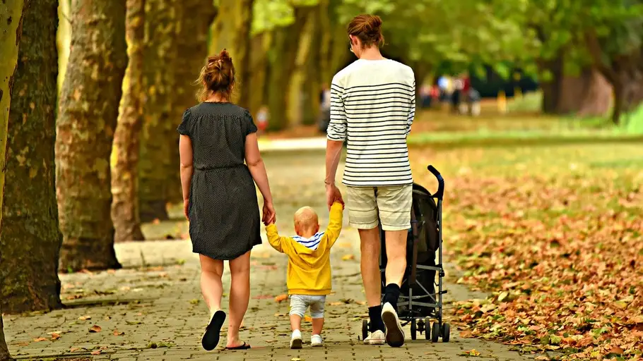 Nuevos permisos a los que las familias sepueden acoger para conciliar padre y madre con hijo