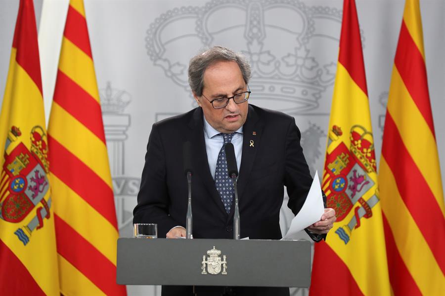 La tertulia: ¿Es legal lo que está pasando en Cataluña? La tertulia: ¿Es legal lo que está pasando en Cataluña?