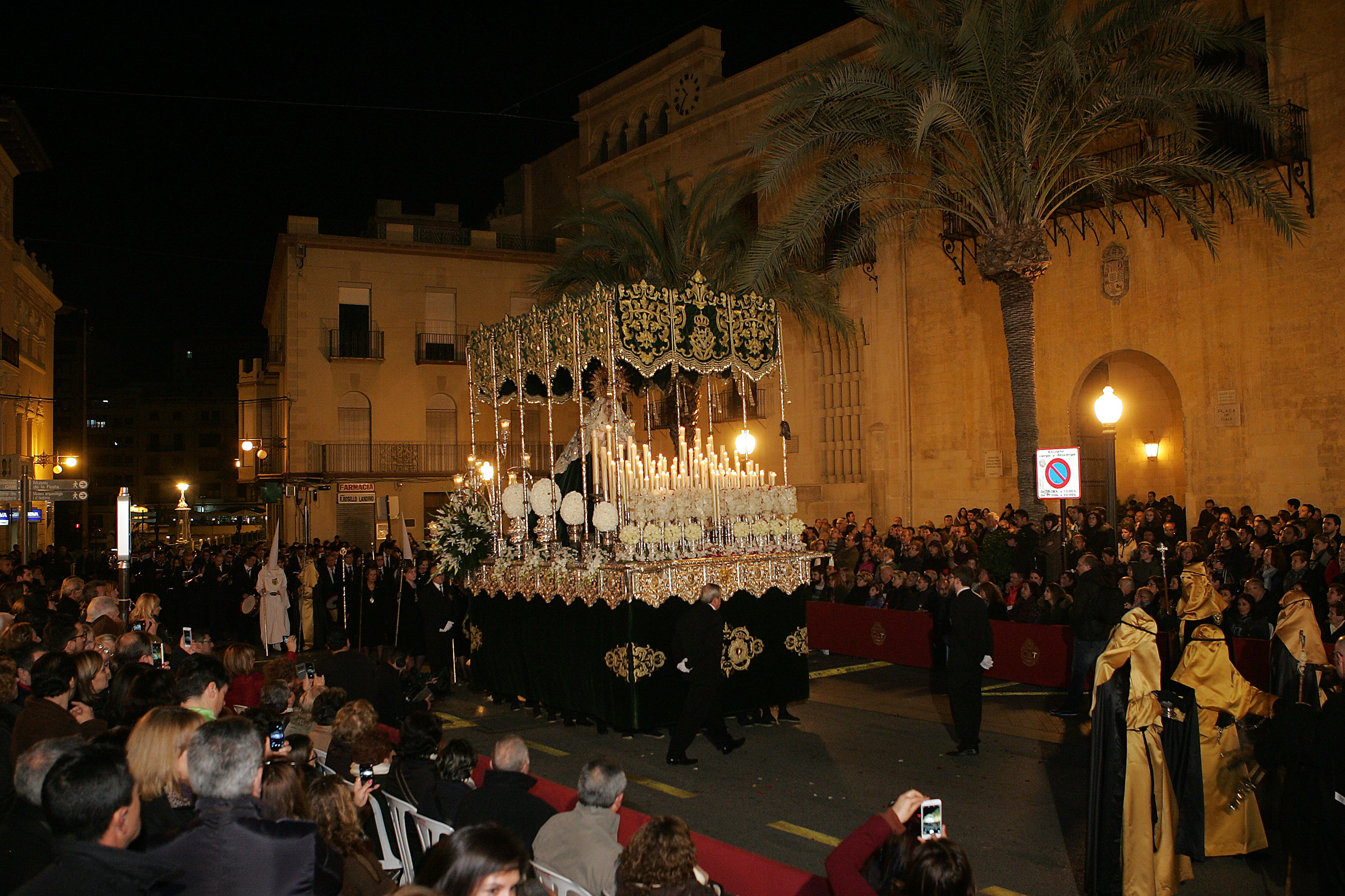 La propagación del coronavirus también cancela todas las procesiones de la Semana Santa de Elche La propagación del coronavirus también cancela todas las procesiones de la Semana Santa de Elche