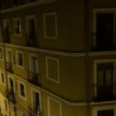 Homenaje desde los balcones españoles a todo el personal sanitario