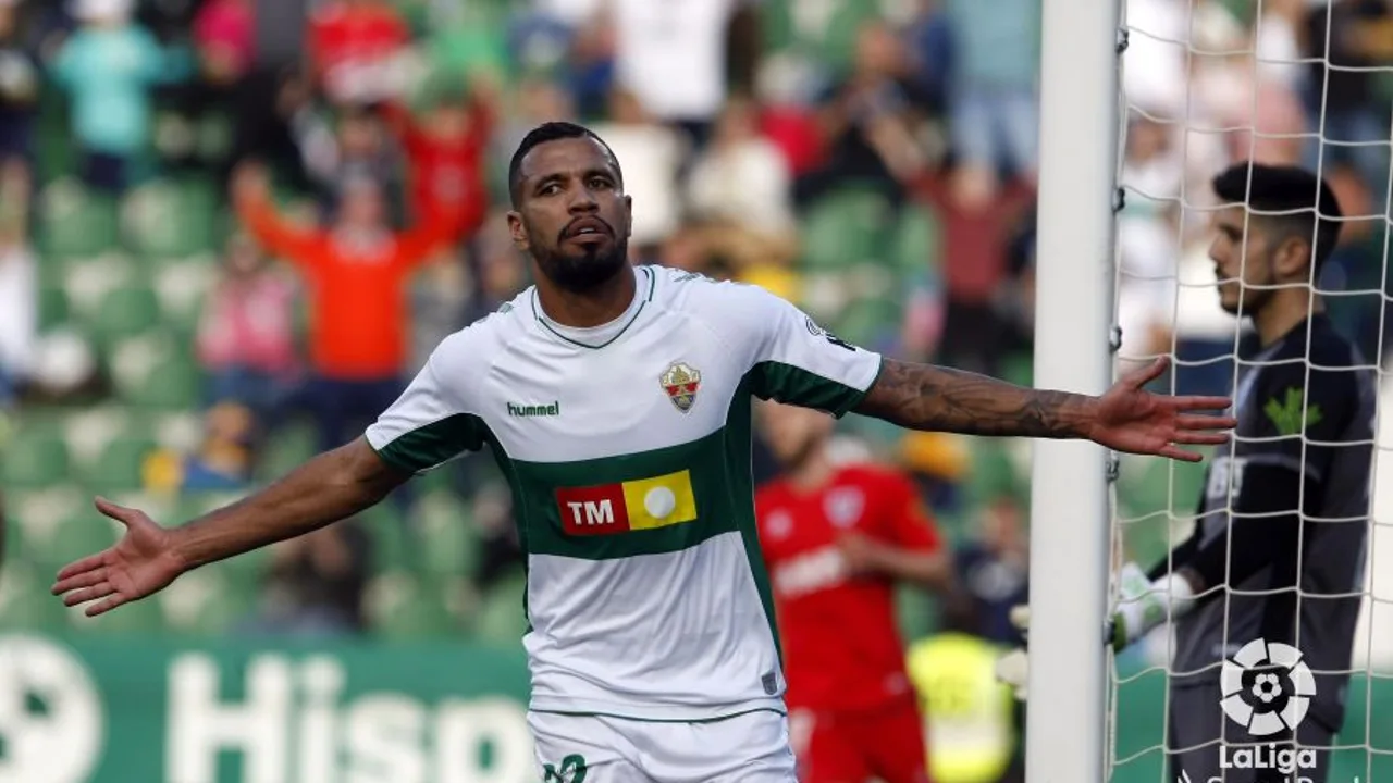 Jonathas de Jesus celebra un gol ante el Numancia, en el último partido con público antes de la pandemia de COVID