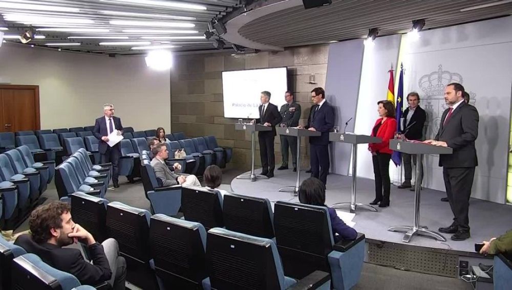 Los ministros de Sanidad, de Defensa, de Interior y de Transportes detallan el balance del coronavirus 