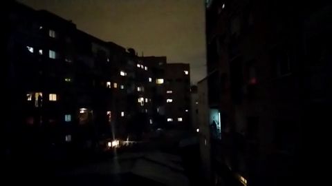 La ciudadan&iacute;a contin&uacute;a agradeciendo con el aplauso colectivo a todos los que trabajan en la lucha contra el coronavirus 