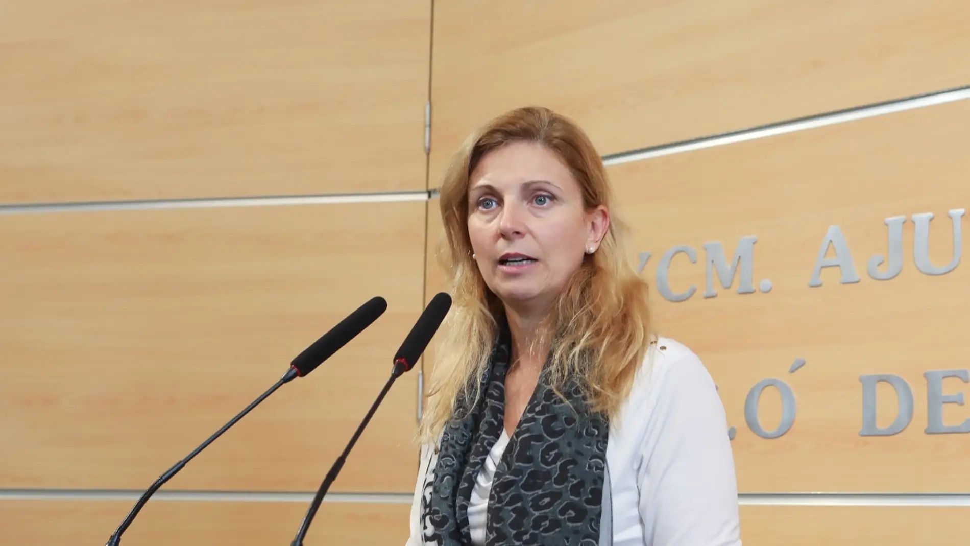 La alcaldesa de Castellón, Amparo Marco, anuncia un plan especial para mitigar los efectos económicos por coronavirus. 