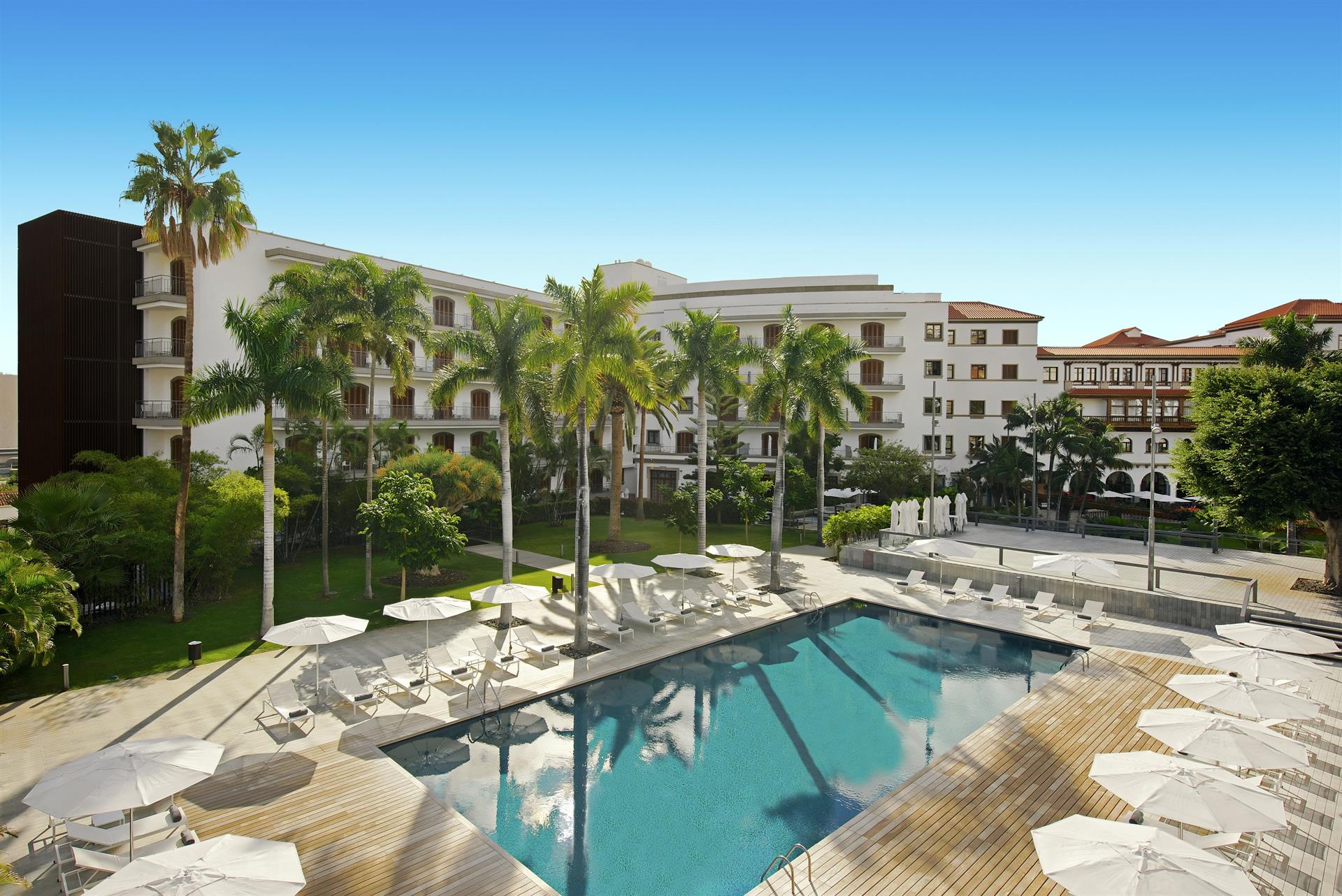 "La temporada empieza muy tarde, pero traerá estabilidad laboral", según de Benito "La temporada empieza muy tarde, pero traerá estabilidad laboral", según de Benito