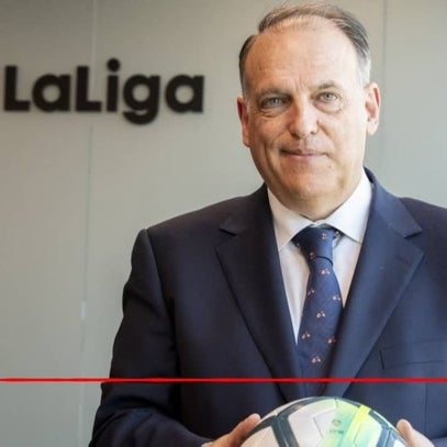 La Liga podría reanudarse a puerta cerrada el próximo 3 de mayo. Onda Deportiva Granada 17/03/2020 La Liga podría reanudarse a puerta cerrada el próximo 3 de mayo. Onda Deportiva Granada 17/03/2020
