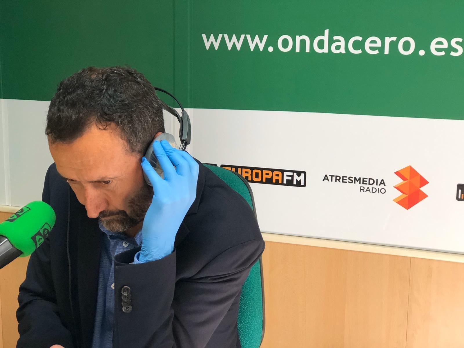 "El Ayuntamiento de Elche ya trabaja en un paquete de medidas de revitalización económica para cuando acabe la emergencia sanitaria" "El Ayuntamiento de Elche ya trabaja en un paquete de medidas de revitalización económica para cuando acabe la emergencia sanitaria"