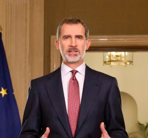 El rey Felipe VI durante su discurso por la crisis sanitaria del coronavirus El rey Felipe VI durante su discurso por la crisis sanitaria del coronavirus