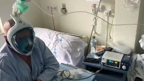 Así funcionan las máscaras de buceo que Decathlon donó a los hospitales para luchar contra el coronavirus Así funcionan las máscaras de buceo que Decathlon donó a los hospitales para luchar contra el coronavirus