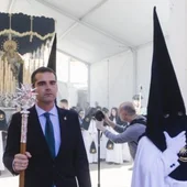 El alcalde de Almería, Ramón Fernández-Pacheco, en la procesión de la Hermandad de la Estrella El alcalde de Almería, Ramón Fernández-Pacheco, en la procesión de la Hermandad de la Estrella