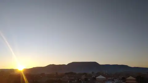 Amanece en la vega del Henares Ecce Homo desde Alcalá