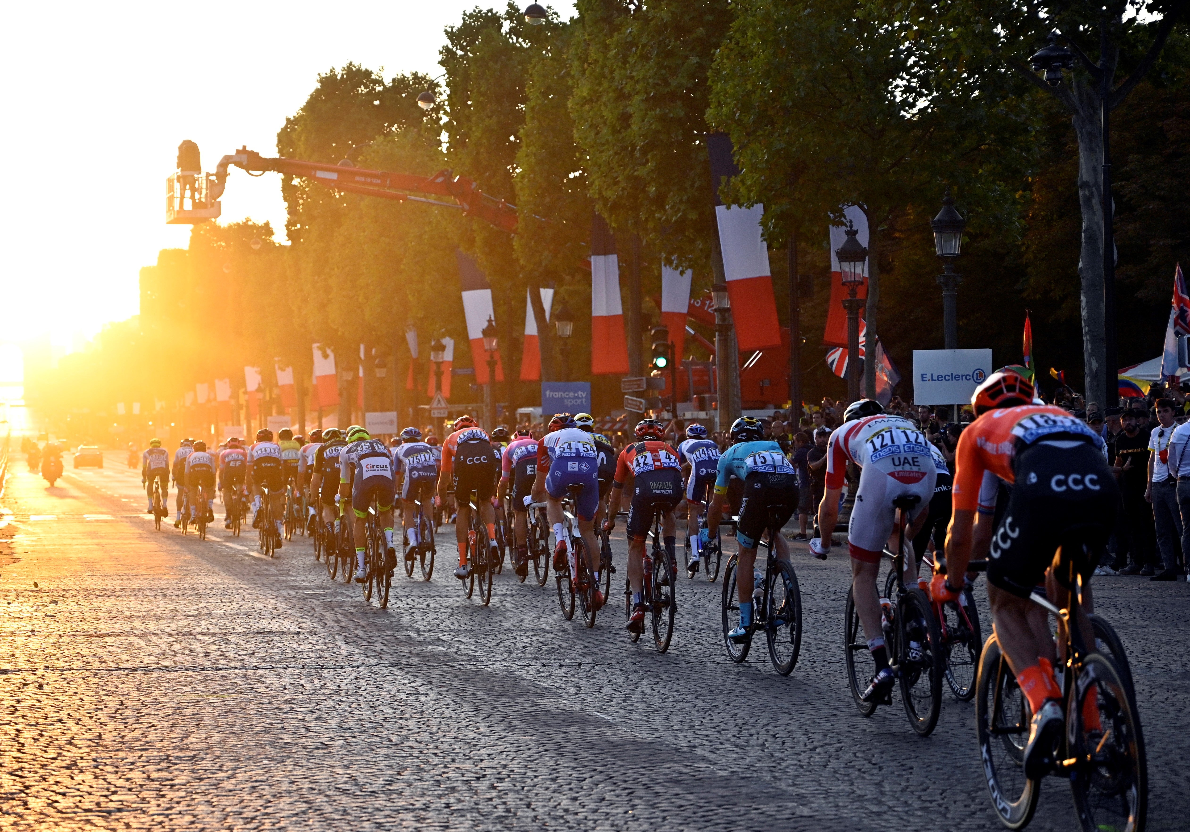 El Tour de Francia mantiene sus fechas y descarta que se celebre sin público El Tour de Francia mantiene sus fechas y descarta que se celebre sin público