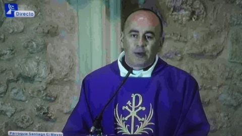 Ra&uacute;l L&oacute;pez de Toro durante la misa que ofici&oacute; v&iacute;a streaming