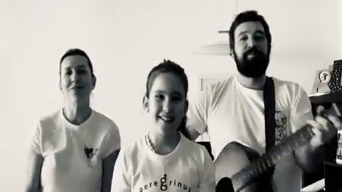 'Facciamo que puto va ben', la versión de una familia de nuestro himno durante la cuarentena