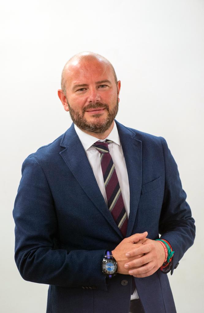 Toni Gaspar reflexiona en Más de Uno sobre el papel de los Ayuntamientos. Toni Gaspar reflexiona en Más de Uno sobre el papel de los Ayuntamientos.