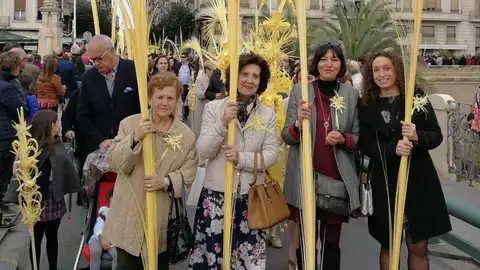 Paquita Serrano, en la procesión de Domingo de Ramos del año 2018. DOMINGO DE RAMOS