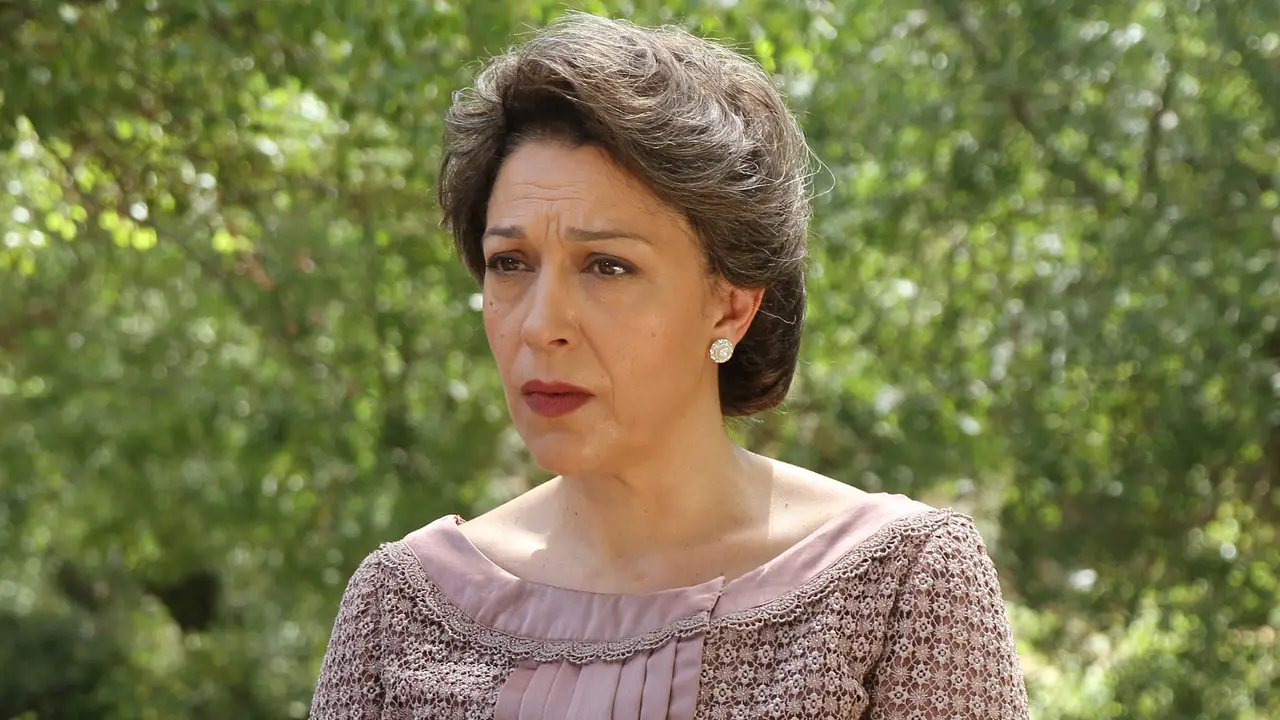 María Bouzas como Francisca Montenegro María Bouzas como Francisca Montenegro