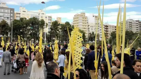 Imagen de archivo de la procesión de 'Las Palmas' de Domingo de Ramos de Elche. Imagen de archivo de la procesión de 'Las Palmas' de Domingo de Ramos de Elche.