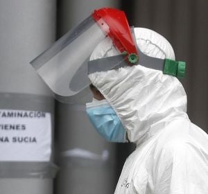 LaSexta Noticias Fin de Semana (05-04-20) Mueren 674 personas por coronavirus en las últimas 24 horas y la cifra total asciende a 12.418 fallecidos en España LaSexta Noticias Fin de Semana (05-04-20) Mueren 674 personas por coronavirus en las últimas 24 horas y la cifra total asciende a 12.418 fallecidos en España